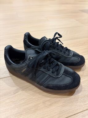 Adidas Sambas
